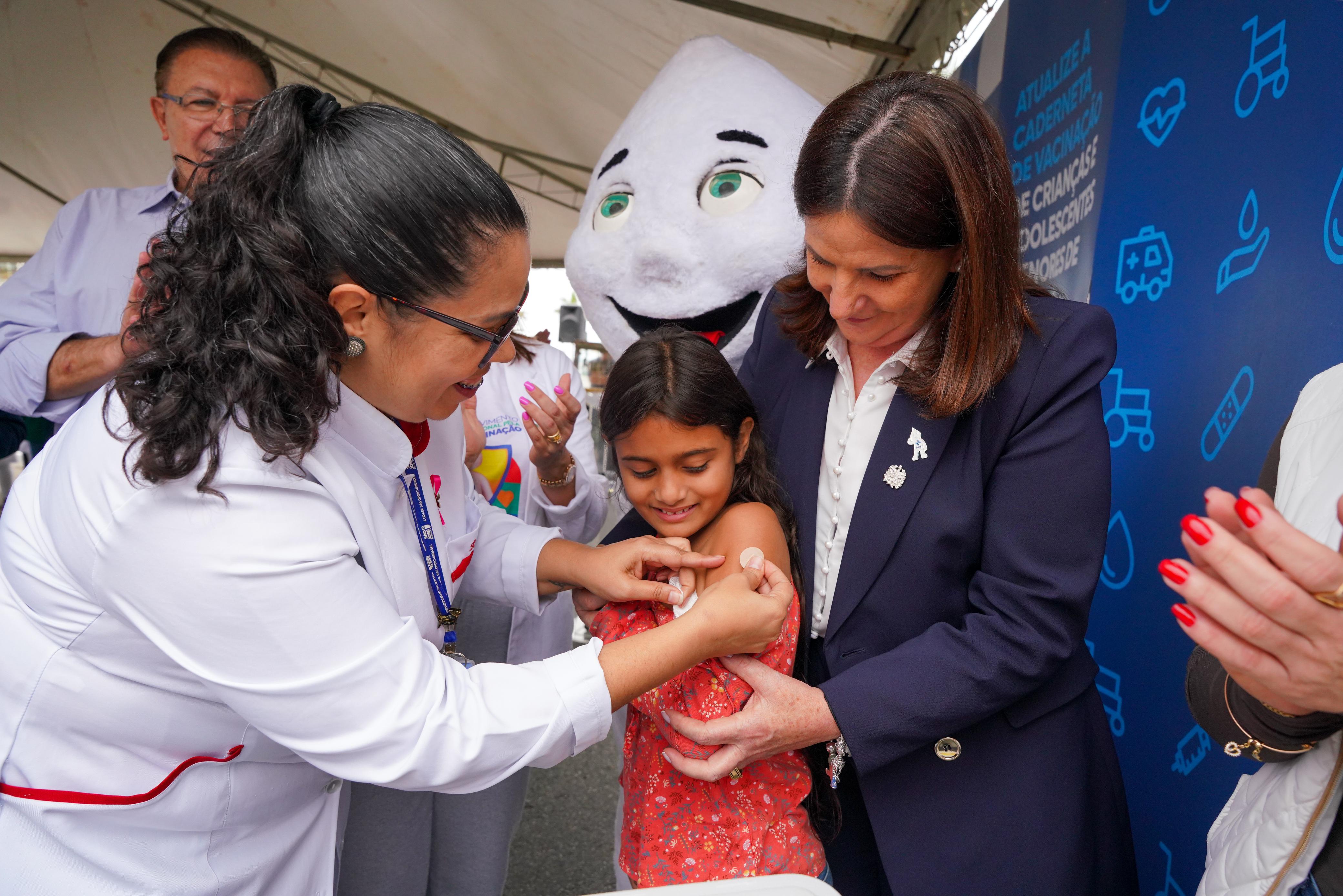 Santa Catarina lança Campanha de Multivacinação para atualização da caderneta de vacinação de crianças e adolescentes - DIVE