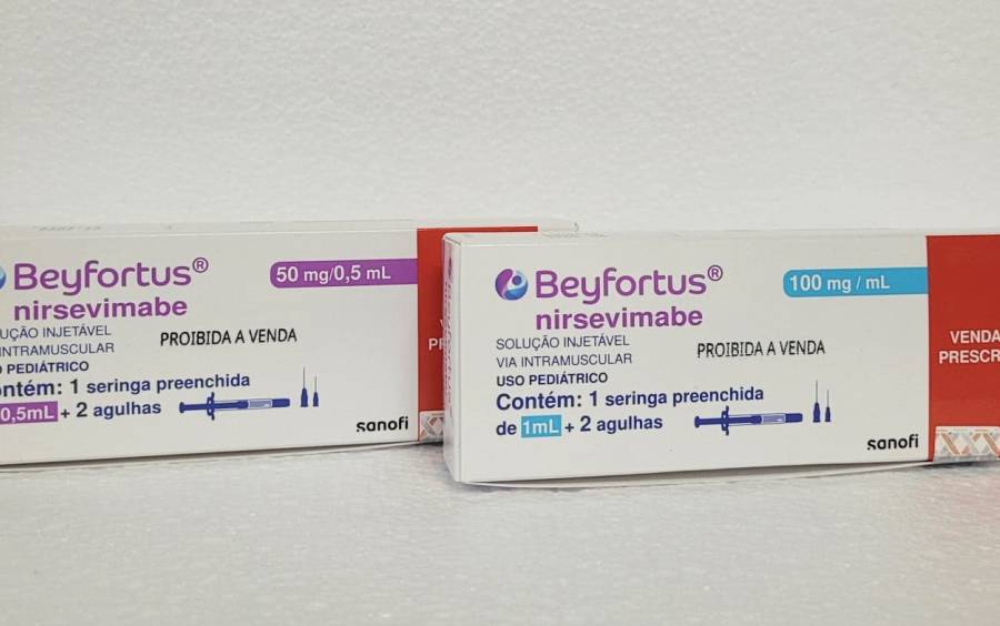 Santa Catarina recebe primeiro lote do anticorpo contra o Vírus sincicial respiratório (VSR)